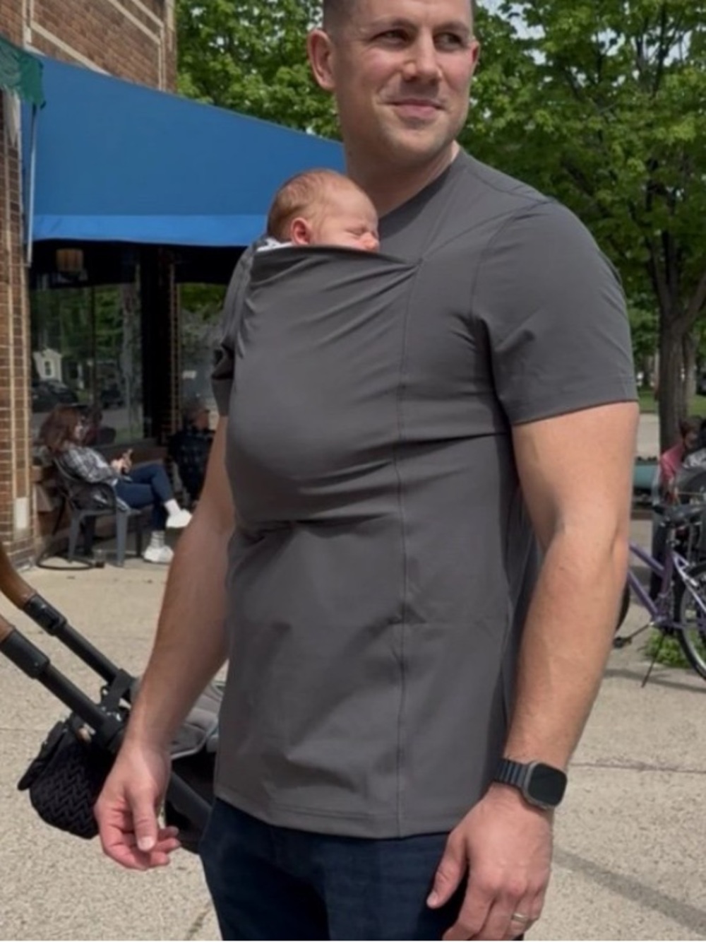 LALABU Men's Gray Babywearing T‑Shirt - Hands‑Free Carrier LARGE NWOT